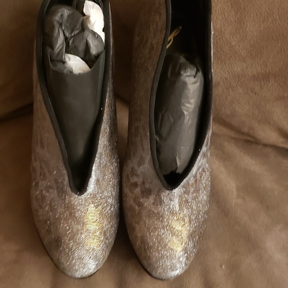 Metallic Booties - Picture 2 of 4